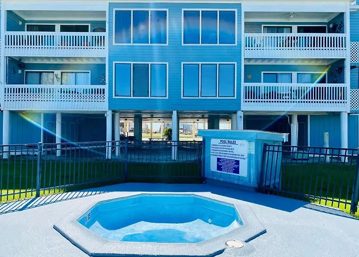 Sea Oats H205: Beachfront With Stunning Views Gulf Shores